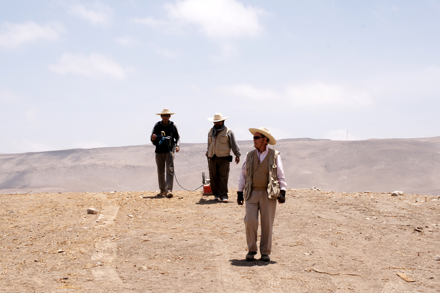 Túmulos, sitio AZ80, Arica